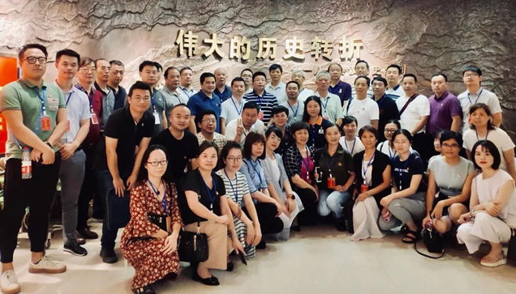 中科天工黨支部市兩新組織書(shū)記示范培訓(xùn)03.jpg 中科天工黨支部市兩新組織書(shū)記示范培訓(xùn)03.jpg